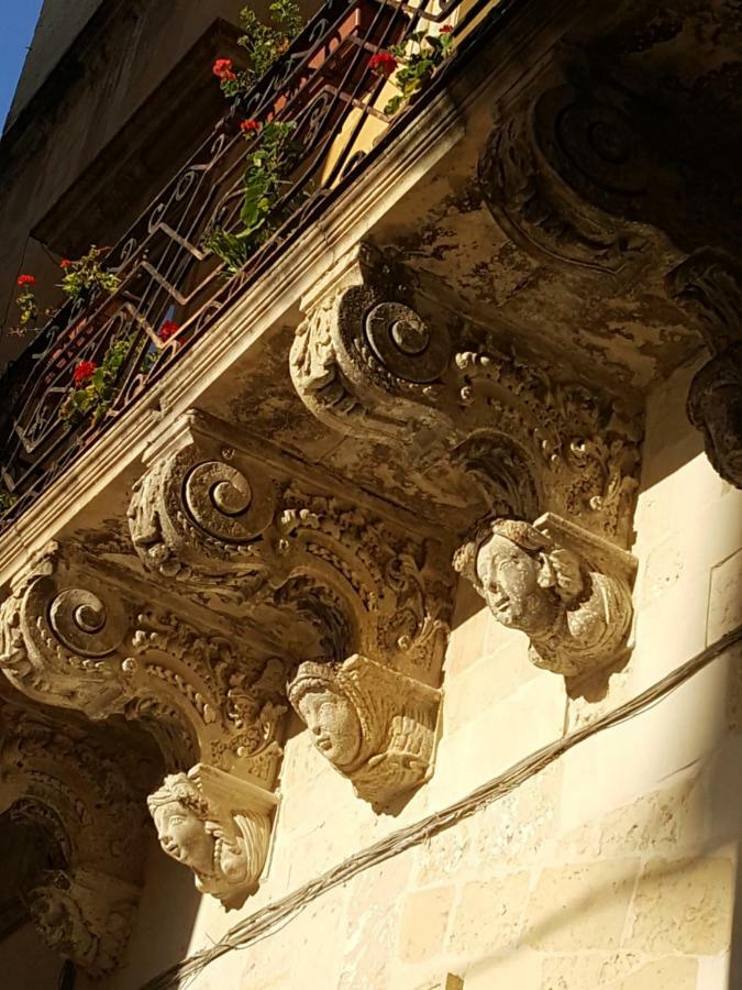 Dimora Petra Apartment Lecce Exterior photo